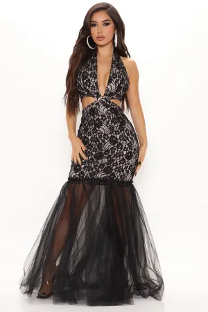 Before The Night Ends Maxi Dress - Black